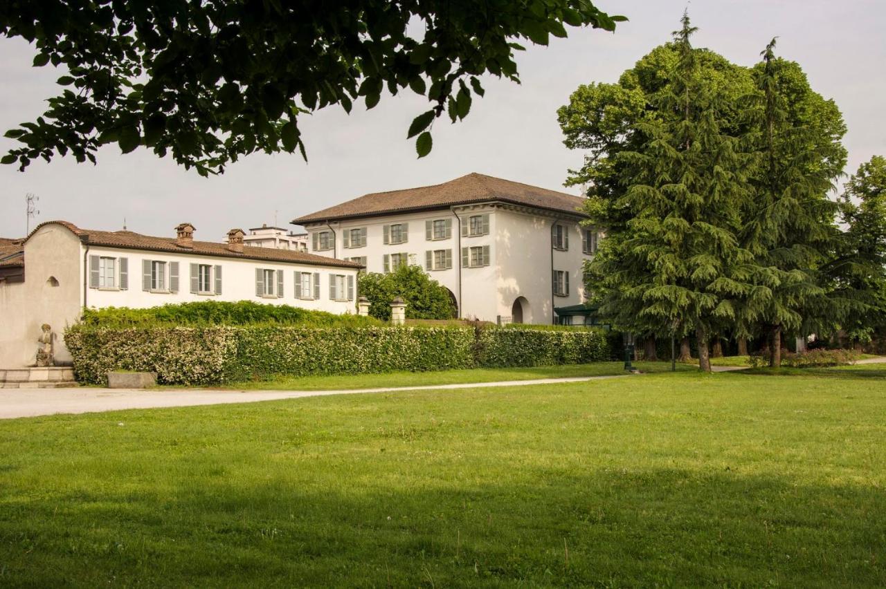 Hotel Parco Borromeo - Monza Brianza Cesano Maderno Exterior photo